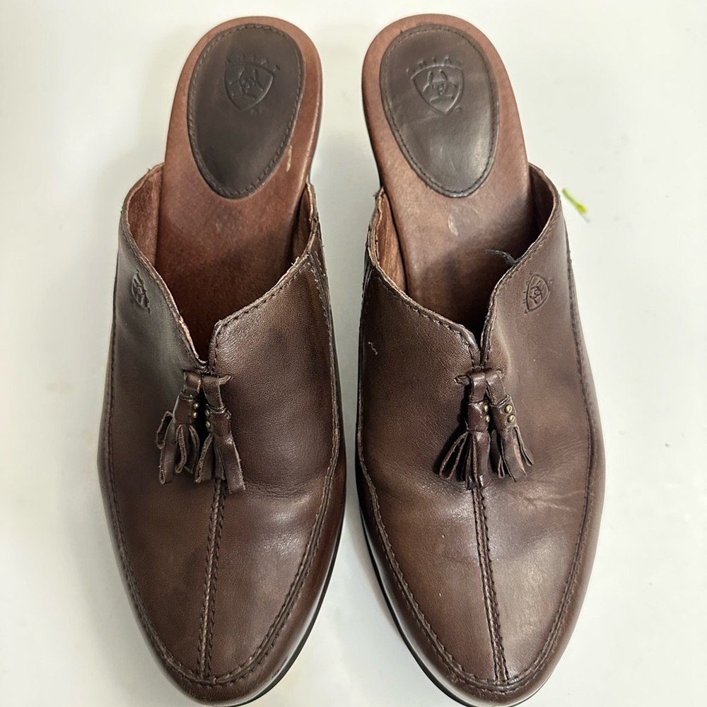 Ariat Brown Leather Slip On Slides Mules Clogs Comfort Shoes 20926 Womens Sz 7.5